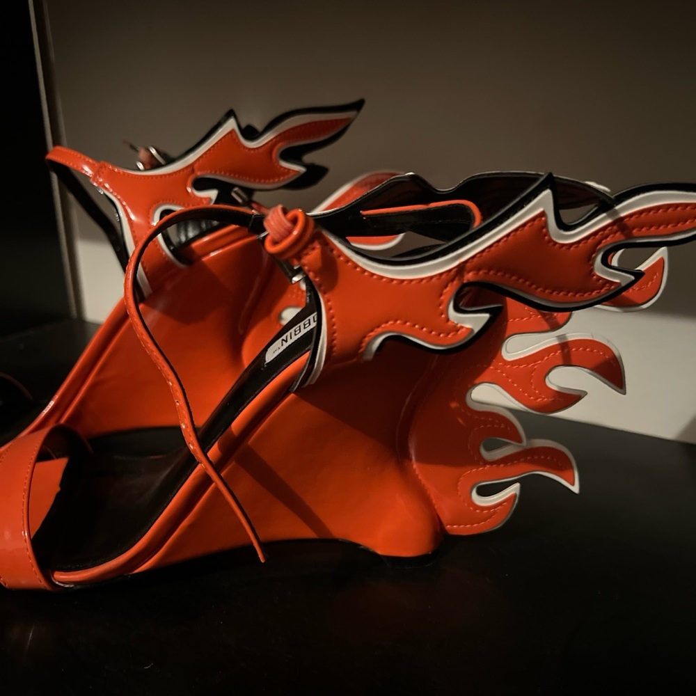 Orange Flame Design Wedge Heels 🆕  RUNS SMALL